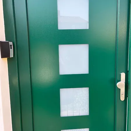 Zentrumsnahe Ferienwohnung Im Gruenen Röbel Eksteriør billede