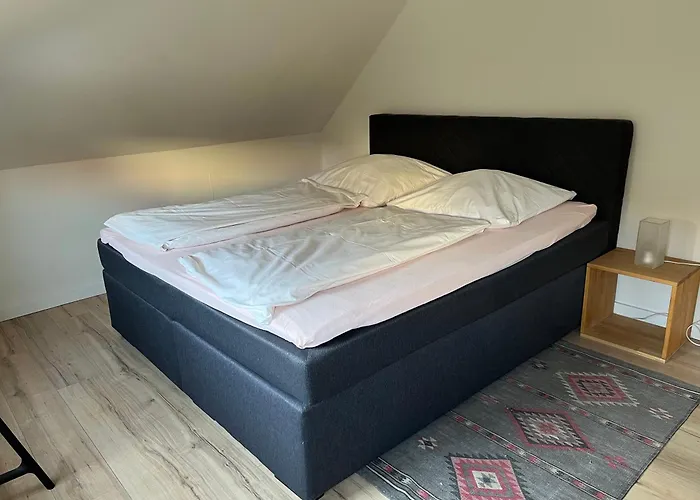 Zentrumsnahe Ferienwohnung Im Gruenen