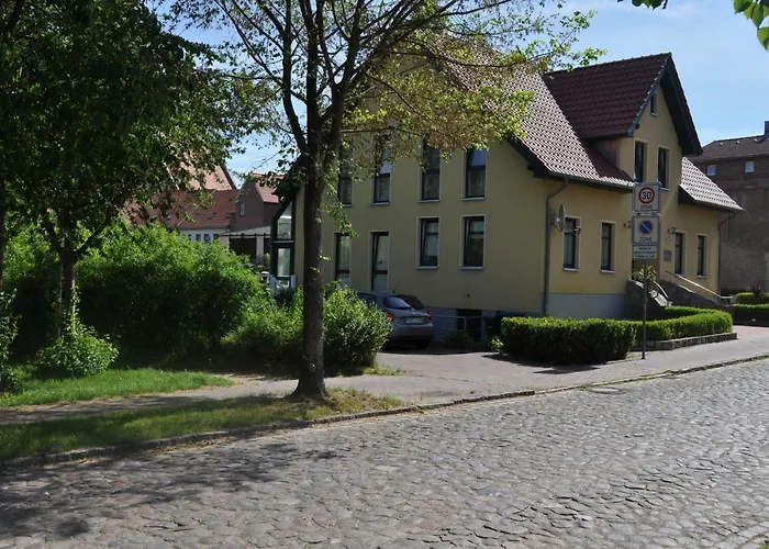 Zentrumsnahe Ferienwohnung Im Gruenen