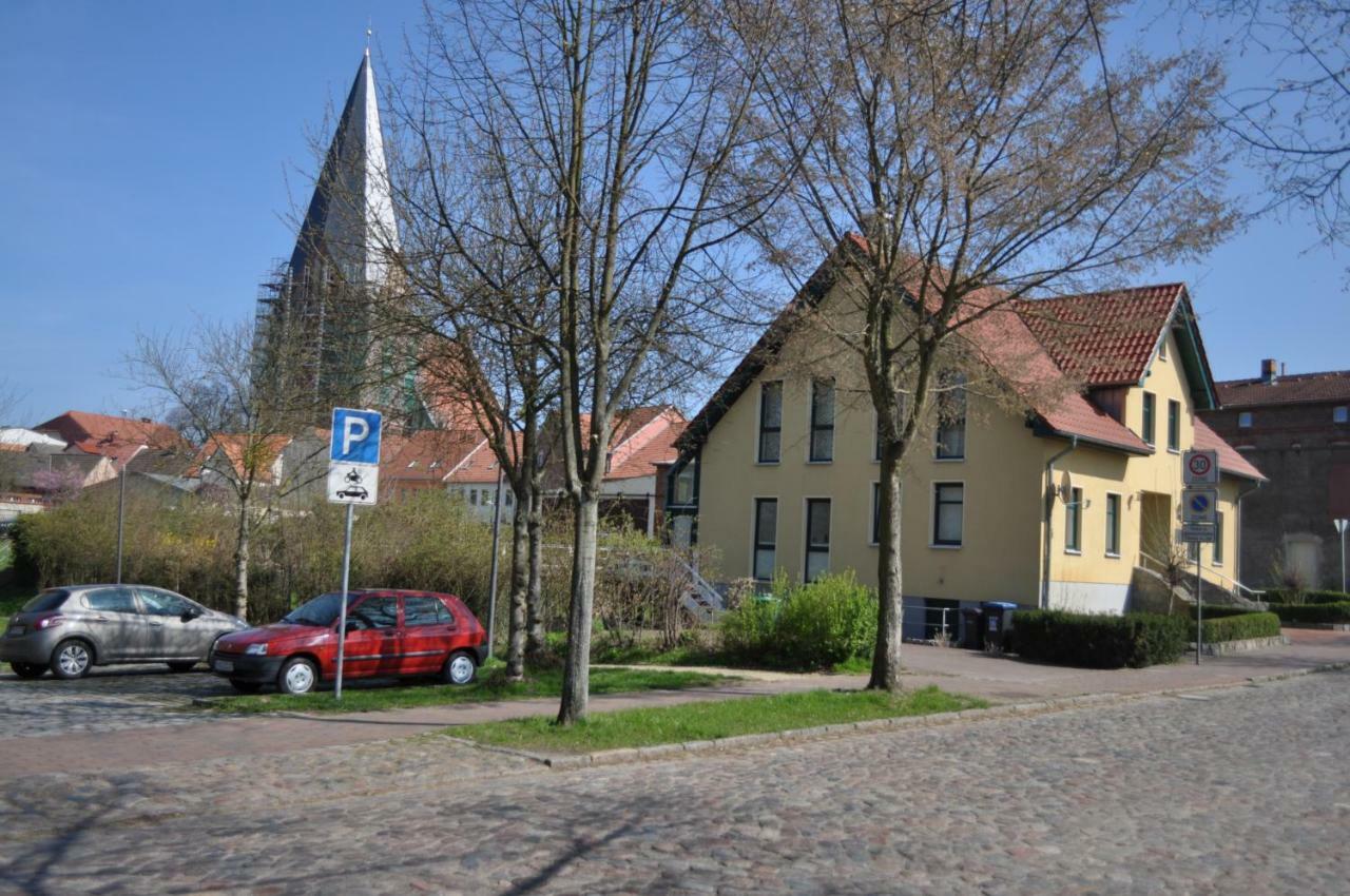 Apartment Zentrumsnahe Im Gruenen *
